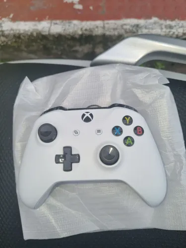 Controle xbox one novo nunca usado