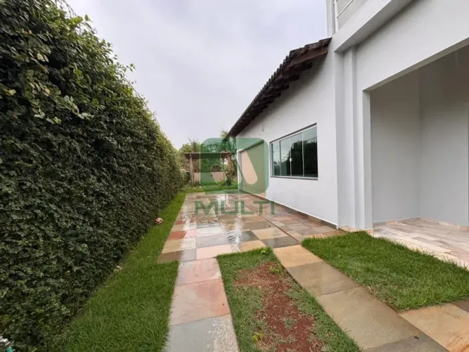 Casa - JARDIM KARAIBA