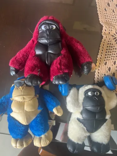 Lote macacos pelúcia