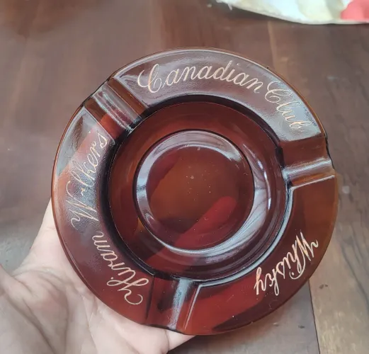 Cinzeiro Colecionável Vintage - Canadian Club Whisky (Anos 60/70)