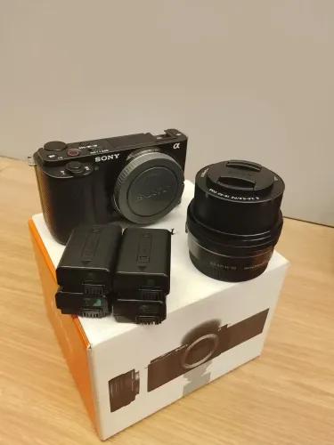 ZVE-10 (lente kit) + 30mm 1.4 Sigma