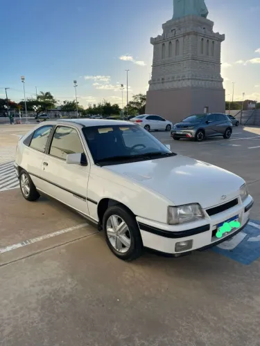 Chevrolet Kadett GSI / GS 2.0 1990