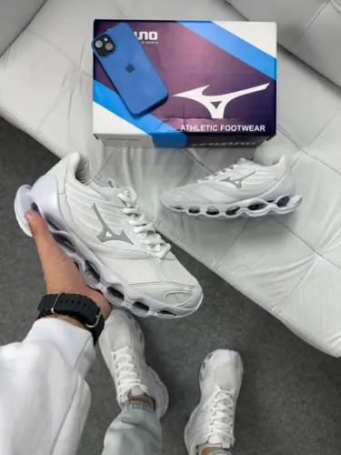 Tênis esportivo Mizuno Pro 13 S - alta performance, conforto e amortecimento