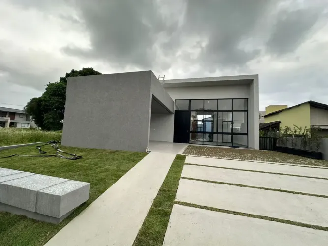 GRANVILLE casa possui 346m2 com 4 suítes em Massagueira - Marechal Deodoro - AL