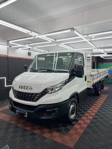Iveco Daily Chassi 35-150 Curto 3.0 (die.)(e5) 2022