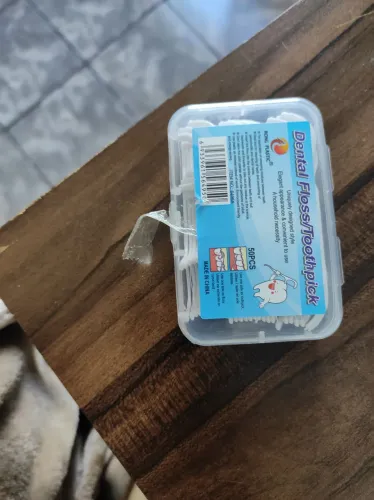 Fio dental para limpeza de aparelho e dentes 
