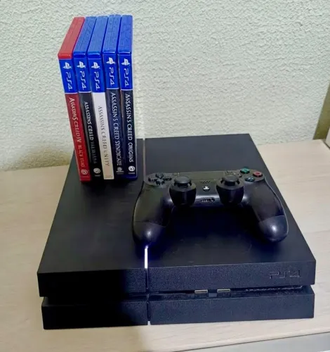 PlayStation 4 (PS4) 500gb + jogos