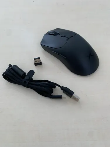Promoção Delux M700 Pro PAW3395 c/ 26K DPI Novo Preto