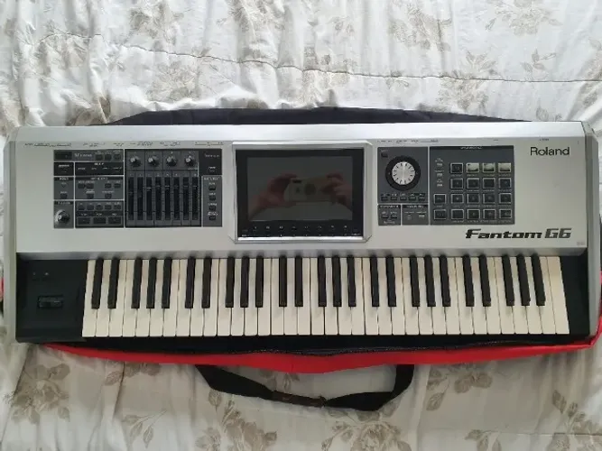 Teclado Roland Fantom G
