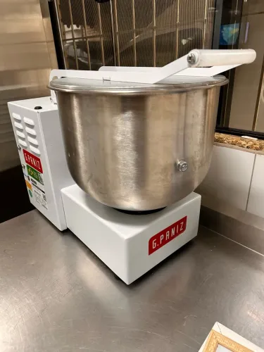 Máquina desfiadora de carne/frango