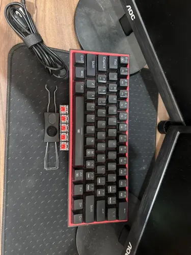 VENDO Teclado Redragon Fizz RGB K617