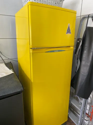 Geladeira usada