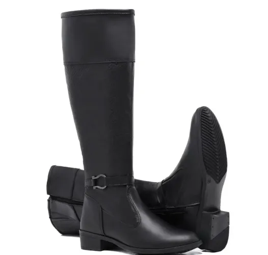 Bota montaria
