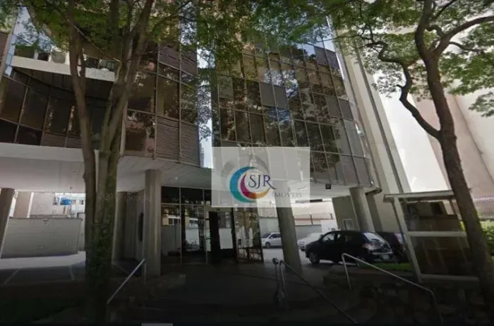 Conjunto comercial de 285 m² com 5 vagas
