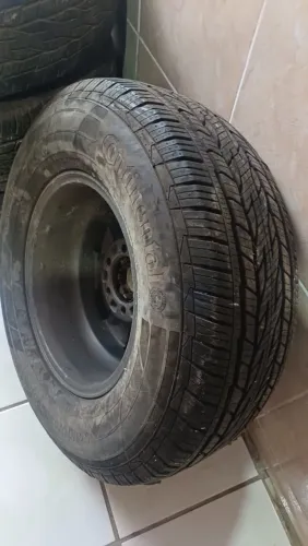 Jogo de Pneu e Roda Hilux original