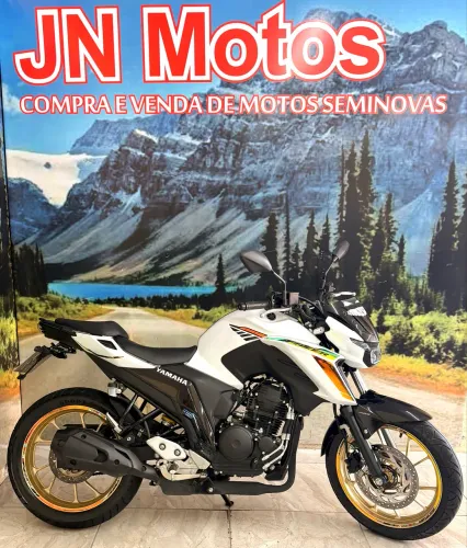 FAZER 250 ABS 2025 4 MIL KM APENAS