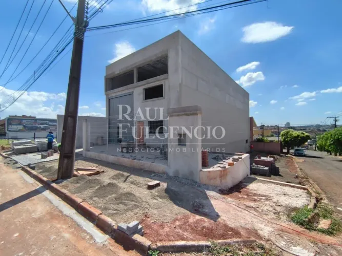 Barracão novo Portal de Vesalhes