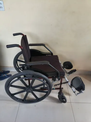 Cadeira de Rodas Confort Elite Prolife - PL 101 FLEX 44 - CAP 100 KG