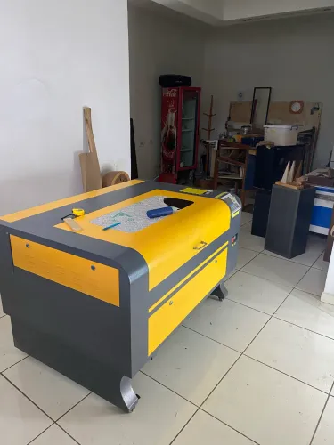 Máquina laser tubo de co2