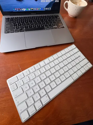 Teclado Apple keyboard 2 ótimo estado 