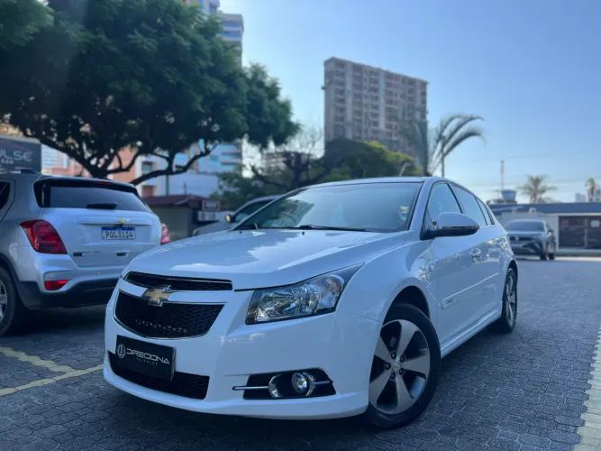 Chevrolet Cruze HB Sport LT 1.8 16V Flexp. 5P AUT 2014