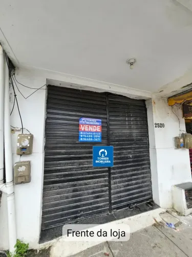 Loja com banheiro na Rua Capitão João Manoel- Porto Novo