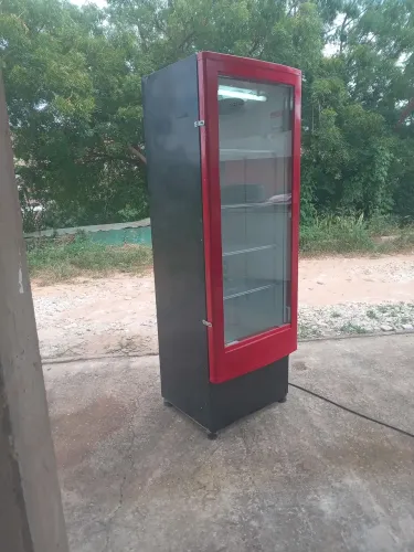 Geladeira espositora 490 litros