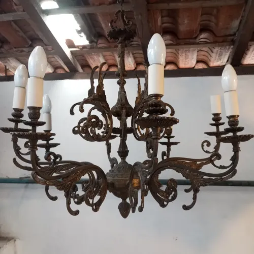 Antigo Lustre Pendente em Bronze com 8 Braços