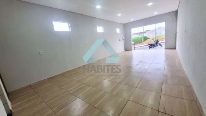 Ponto comercial no Livia 1, ideal para sorveteria, padaria, loja em geral.