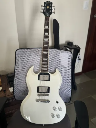 Guitarra Epiphone SG Muse