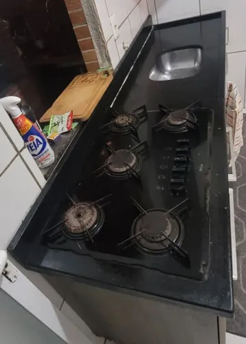 Bancada para COKTOP 5 bocas com pia e Cuba.NAO ACOMPANHA COOKTOP 2.00 X 55 CM