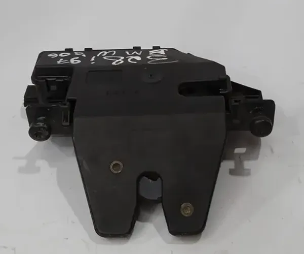 Fechadura Trava Tampa Traseira Bmw 328i 1997 1998 2000