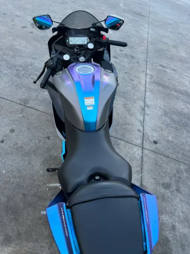 Yamaha R15 km 3.300 valor 19.990