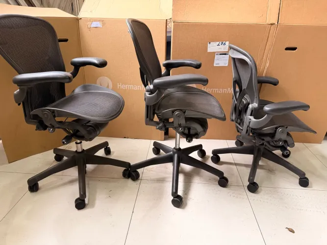 Cadeira herman miller aeron B classica completa