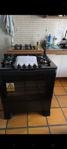 Vendo!!! NOVO !!! Fogão Mueller 5 Bocas Preto Bivolt Mesa de Vidro e Tripla Chama MFV5BF