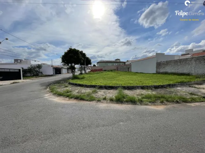 Belo Terreno de Esquina com 364m² Plano em Recanto da Água Branca, Piracicaba-SP REF: 72