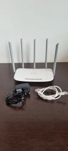 Vende-se roteador de Internet wifi TP-LINK 5 ANTENAS seminovo *Melhor distribuição sinal