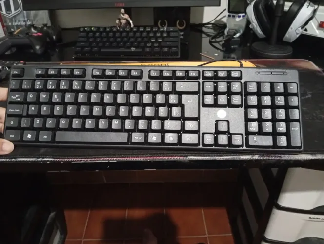 Teclado básico para Pc notebook novo