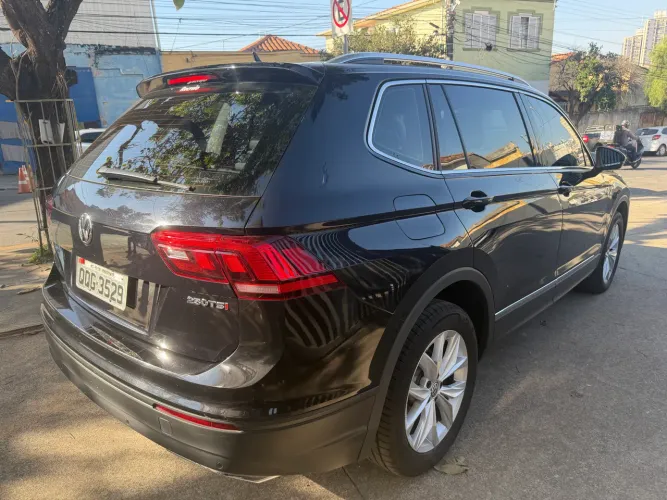 Volkswagen Tiguan Allspac Comf 250 TSI 1.4 Flex 2018