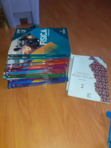 Poliedro 2 série ensino médio