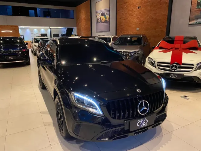 Mercedes-Benz GLA 200 Adv. 1.6/1.6 TB 16V Flex Aut. 2019