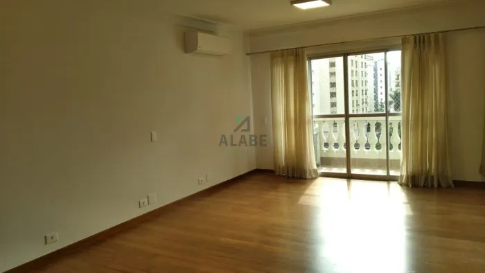 Apartamento 97 M2, 02 quartos,01 suíte,02 vagas. Brooklin Paulista - São Paulo/SP