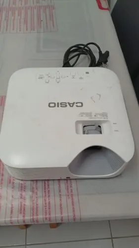 Vendo projetor adventure Casio topppp novinho