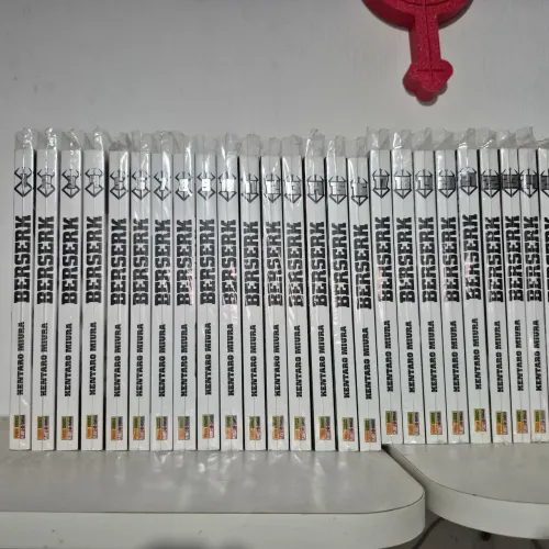 COLEÇÃO BERSERK + EDIÇÕES ESPECIAIS + DUR-AN-KI