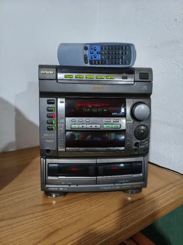 CENTRAL AIWA F15