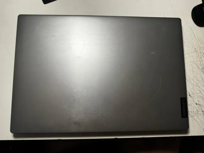 Notebook Lenovo | Intel corei5 | 256GB | Intel UHD Grafics