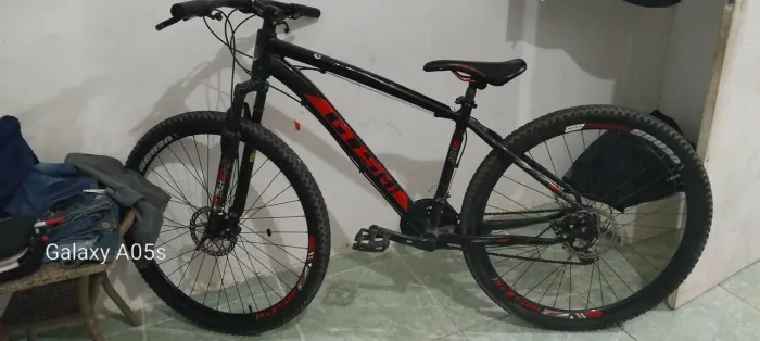 Vendo bike aro 29 funcionando perfeito estado