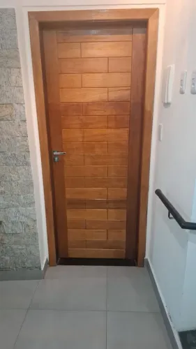 Aluga-se linda kitnet no bairro Califórnia próximo MRV