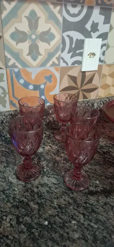 Conjunto de 5 taças 1 jarra e uma boleira