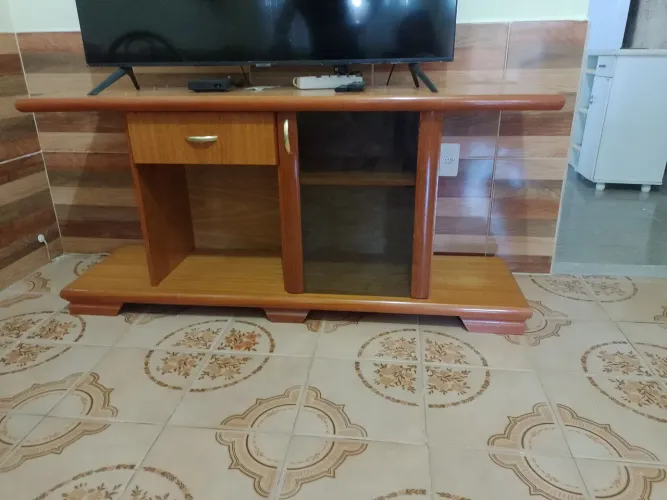 Rack de TV com avaria